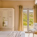 Konstantina By Select Kefalonia Island