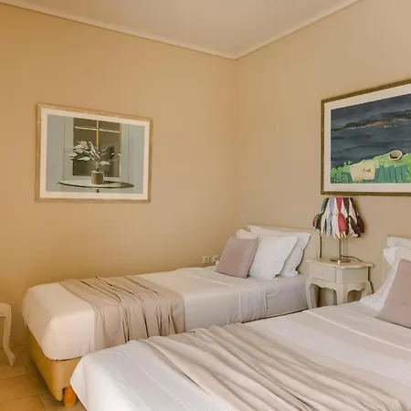 فيلة Konstantina By Select