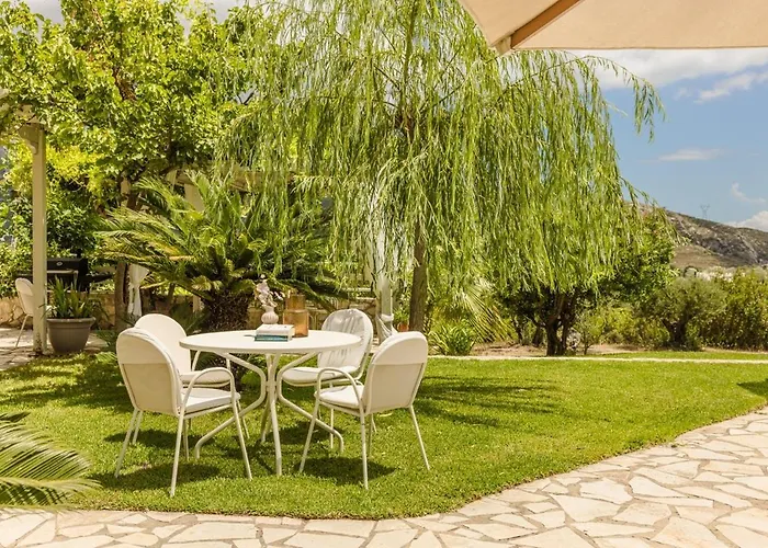 Konstantina By Select